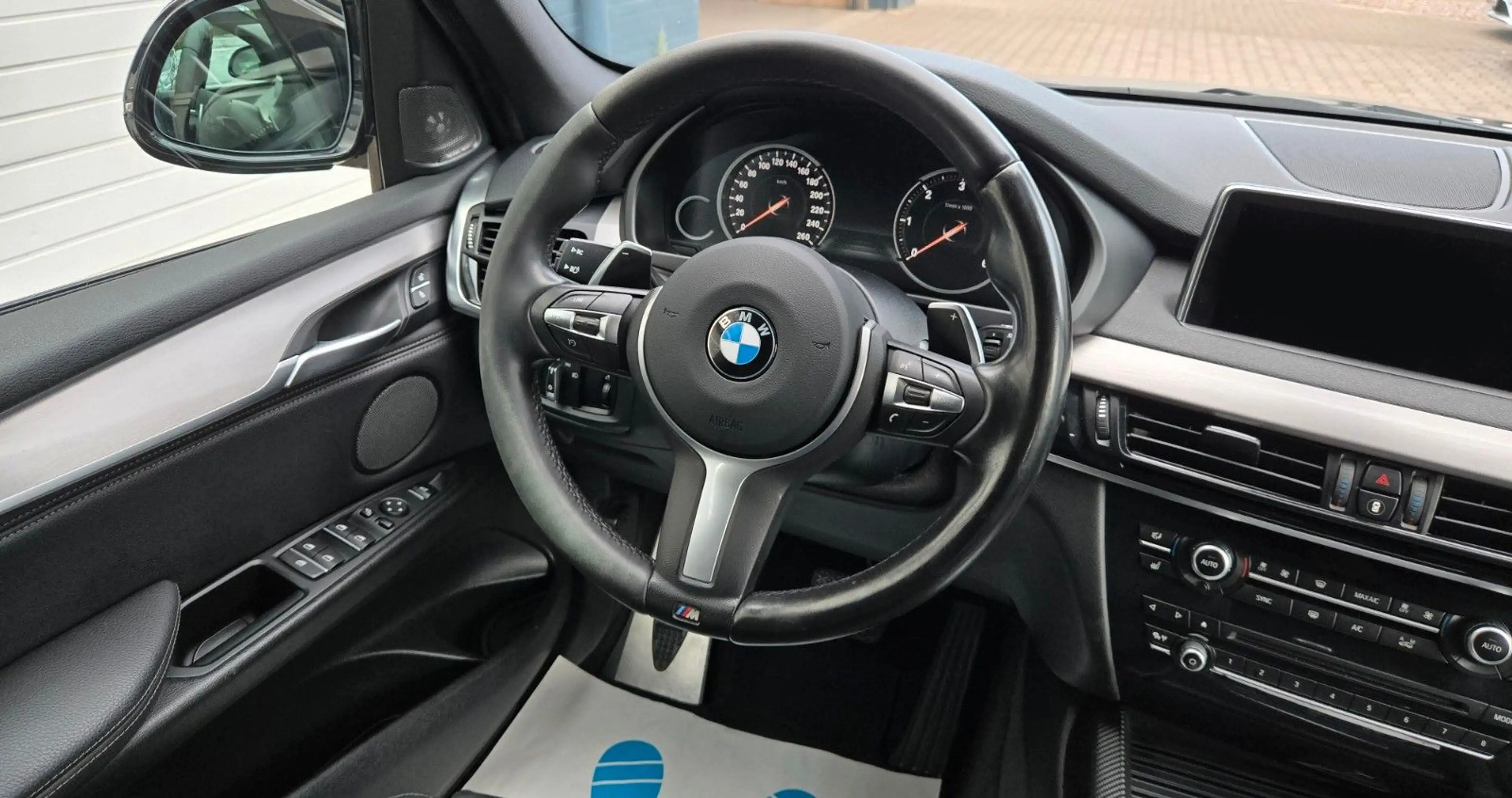 BMW X5 xDrive 25d M Sport 7-Sitze Standheiz.Panorama — photo 10
