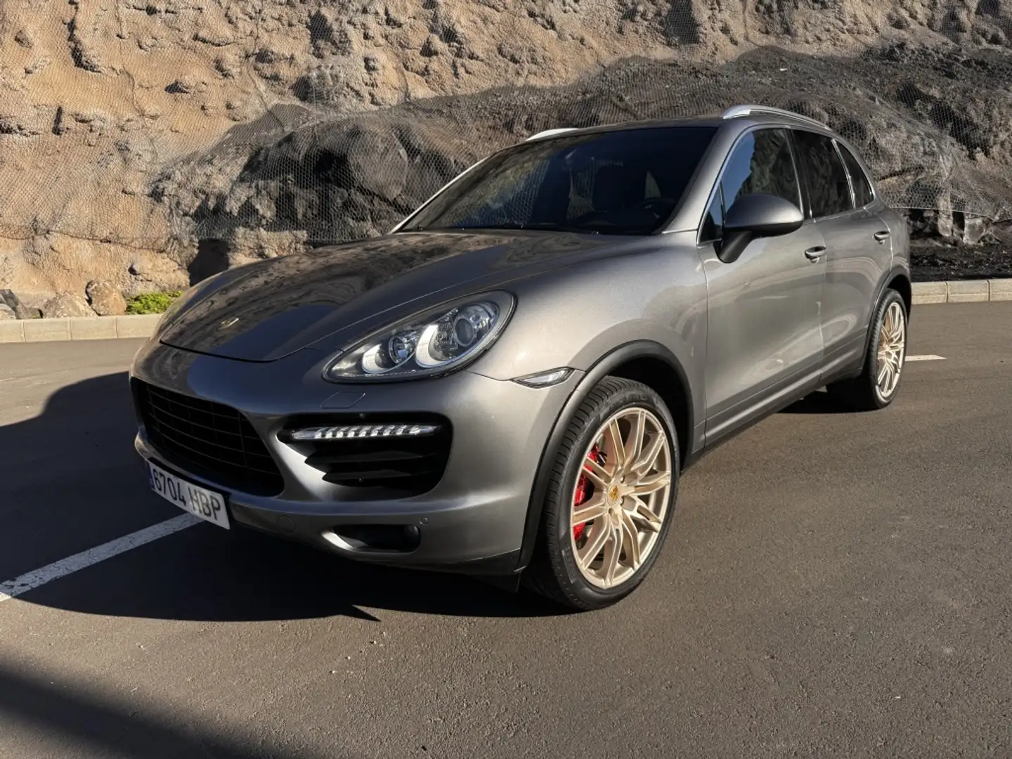 Porsche Cayenne Turbo Aut. Gris - 1