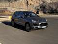 Porsche Cayenne Turbo Aut. Gris - thumbnail 15