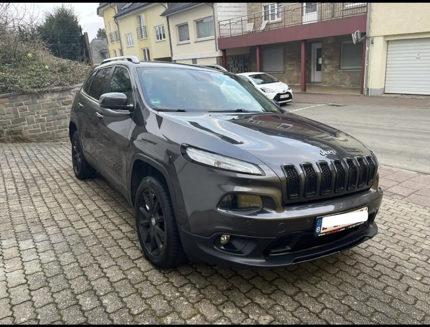 Jeep Cherokee 2.0 Multijet Active Drive I Automatik Limited Szürke - 1