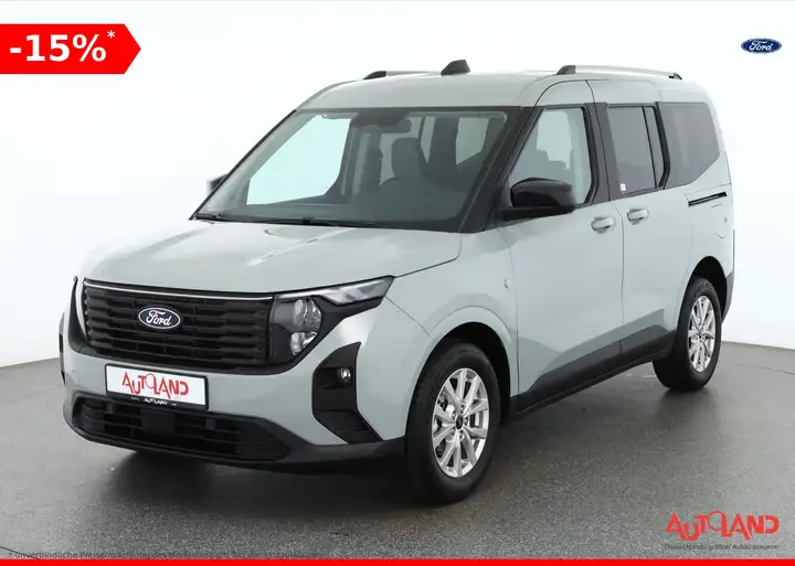 Ford Tourneo Courier Titanium 1.0 EB Kamera Sitzheizung