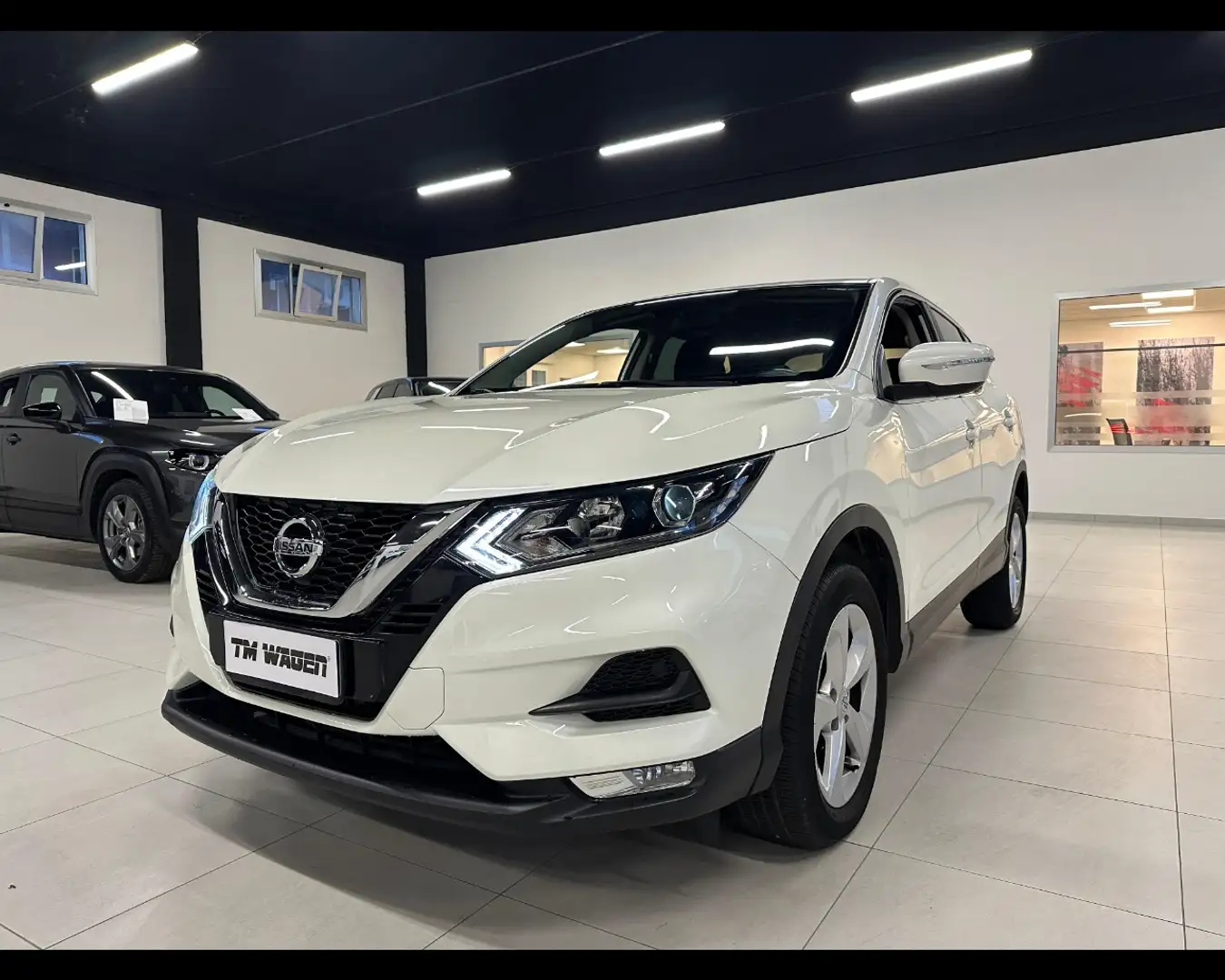 Nissan Qashqai 1.6 dCi 2WD Business Bianco - 1