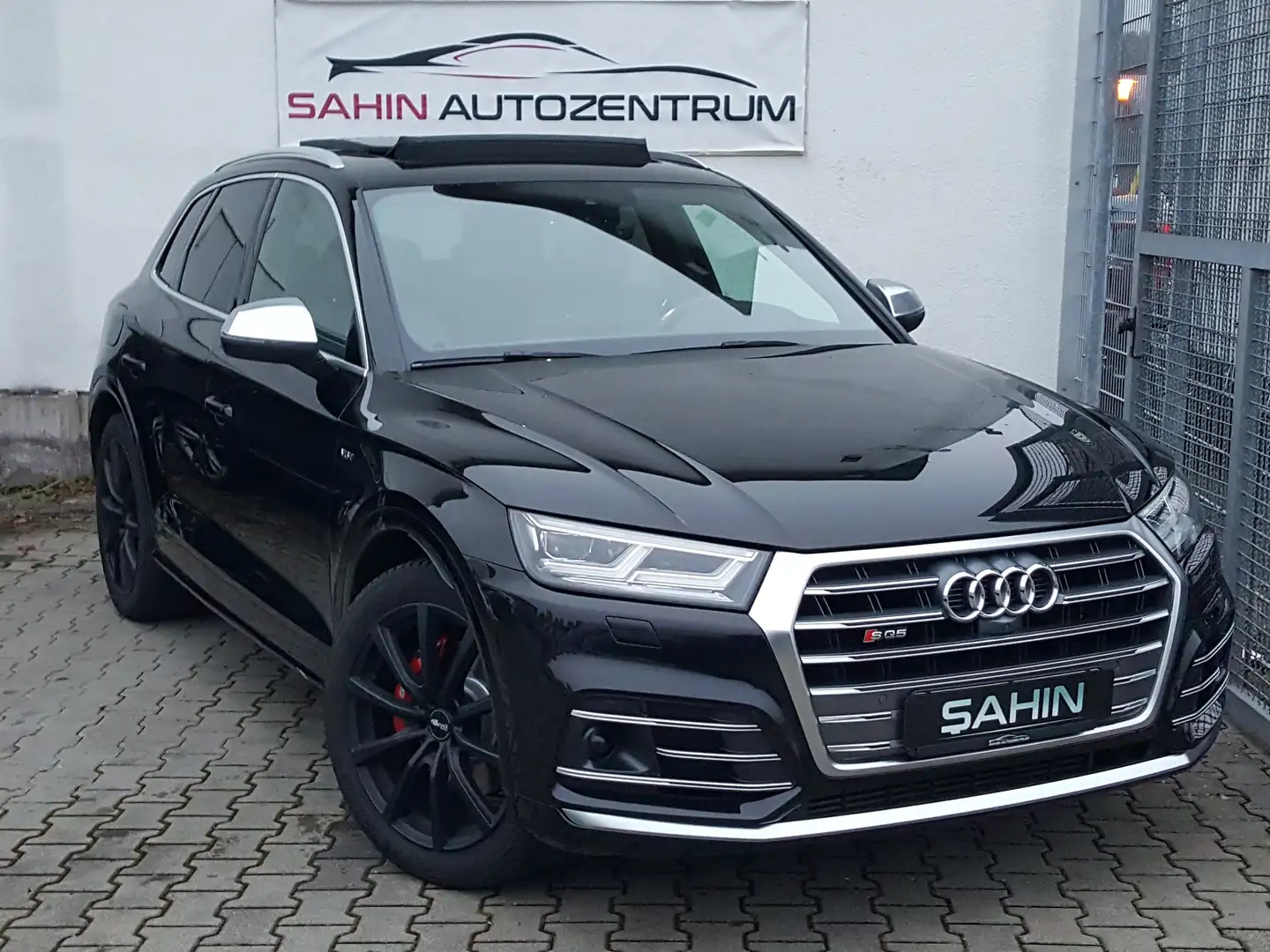 Audi SQ5 3.0 TFSI Quat ACC AHK Stanhzg Pano HUD RFK KEY MEM Noir - 2