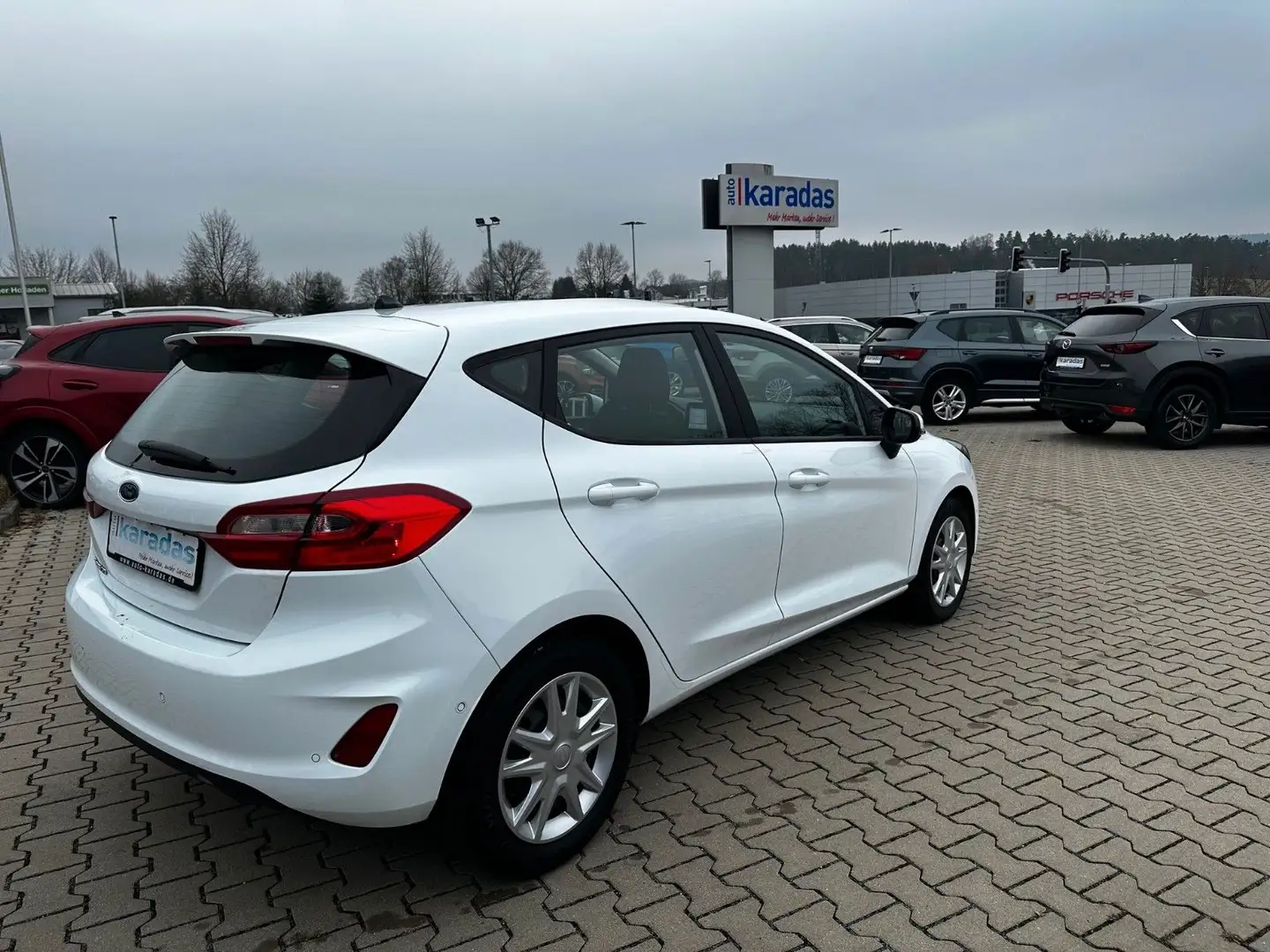 Ford Fiesta 1,0 Cool & Connect Automatik/PDC/SHZ Weiß - 2