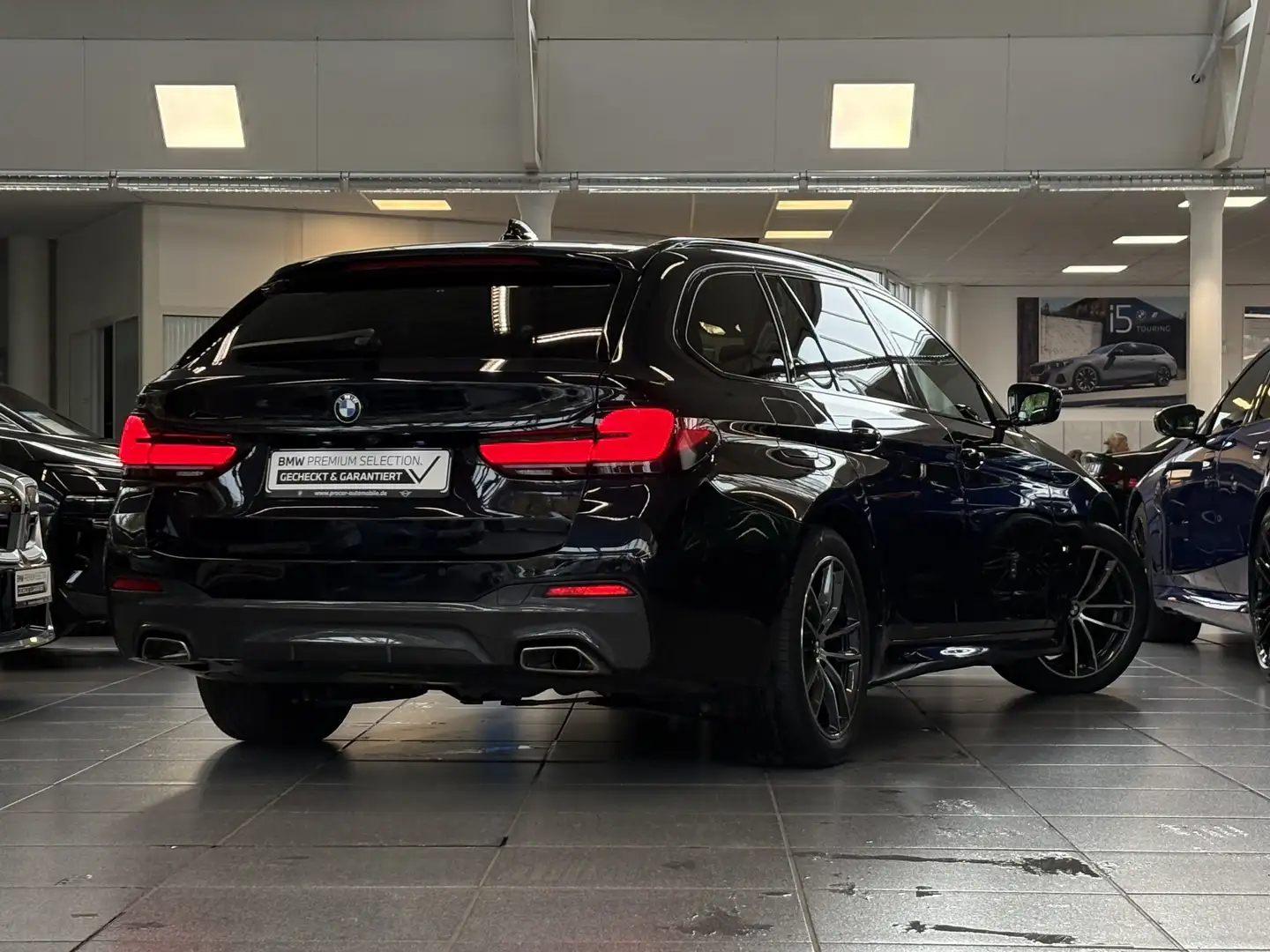 BMW 530 d xDrive M Sport DA Prof PA Laser Pano HuD Noir - 2