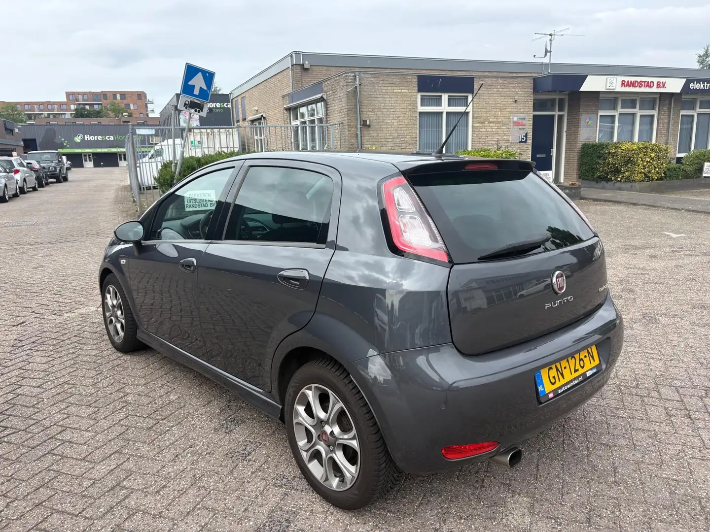 Fiat Punto Evo 0.9 TwinAir Lounge Clima Cruise Airco APK NAP PDC Grijs - 2
