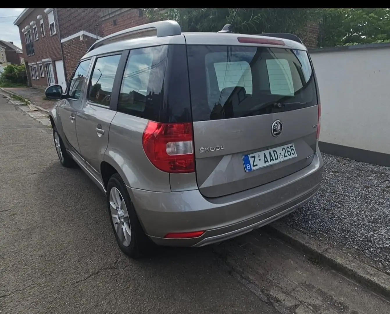 Skoda Yeti Yeti 1.6 CR TDi GreenLine Active - 2
