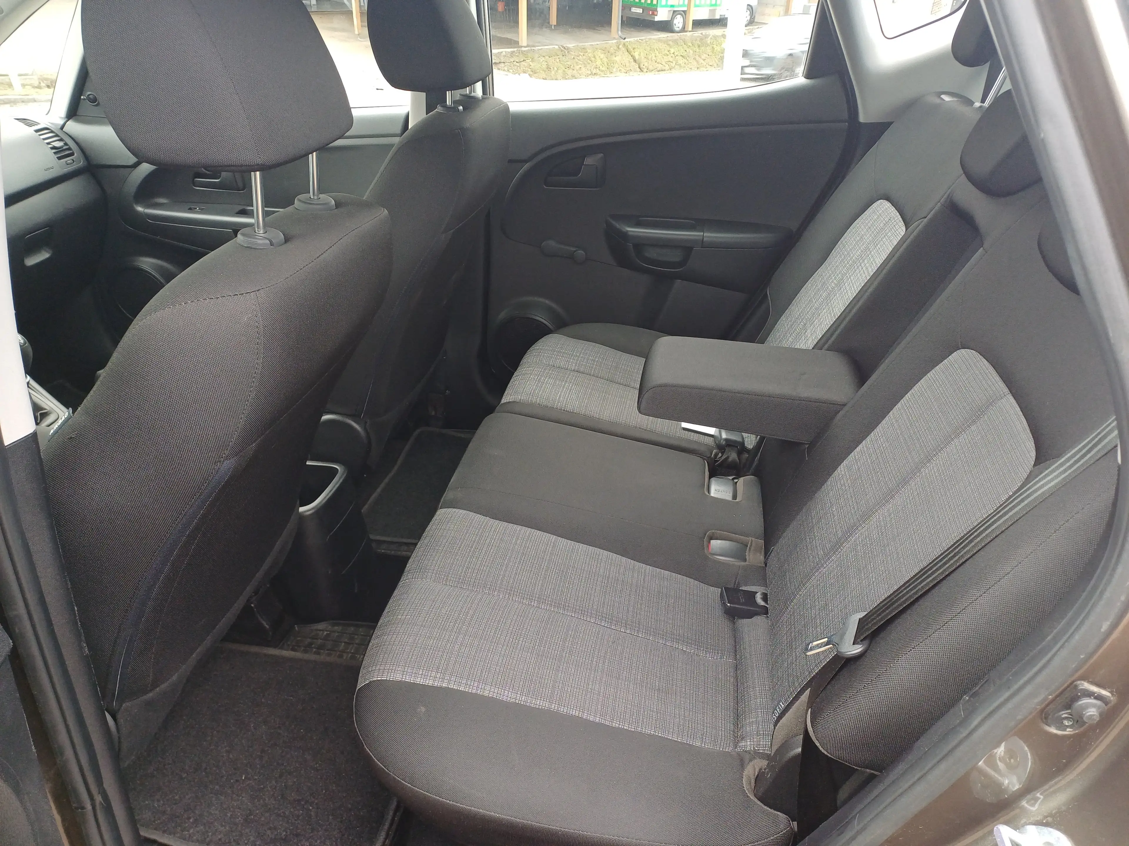 Kia Venga Venga 1,4 CRDi Fifa Samba Fifa Samba — photo 6