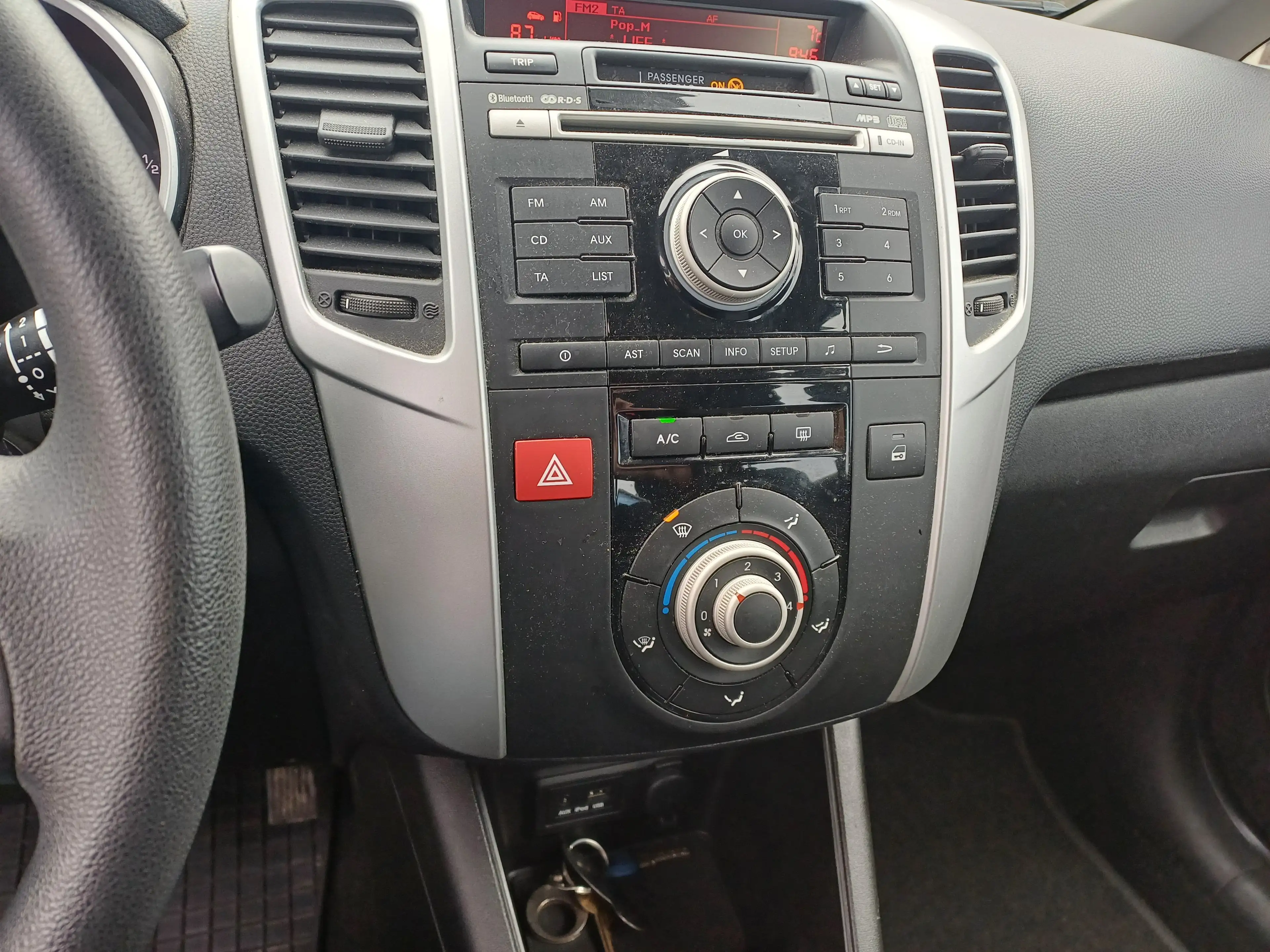 Kia Venga Venga 1,4 CRDi Fifa Samba Fifa Samba — photo 7