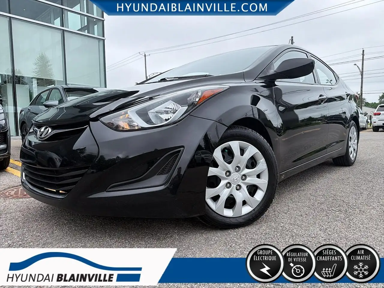 Hyundai ELANTRA снимка Hyundai ELANTRA