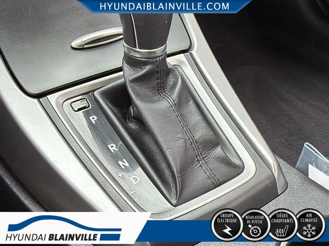 Hyundai ELANTRA снимка Hyundai ELANTRA
