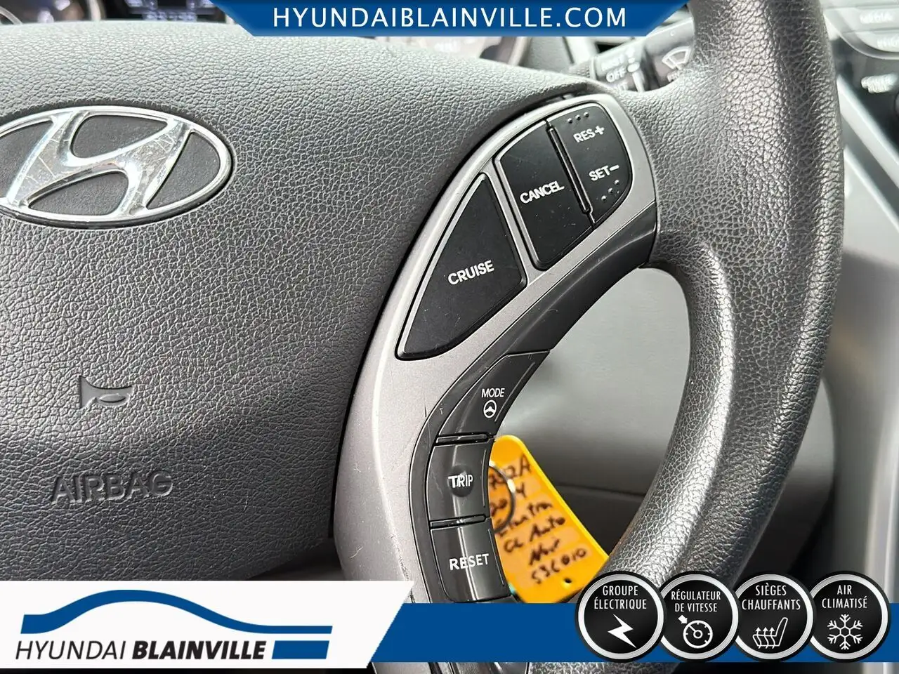Hyundai ELANTRA снимка Hyundai ELANTRA