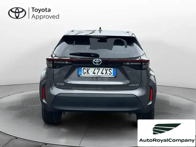 Toyota Yaris Cross view 11