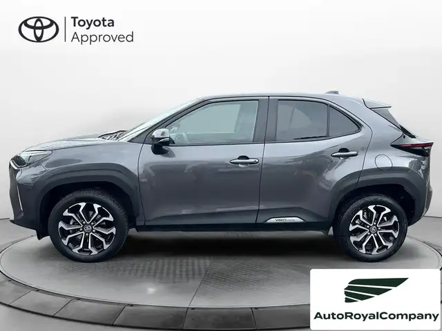 Toyota Yaris Cross view 9