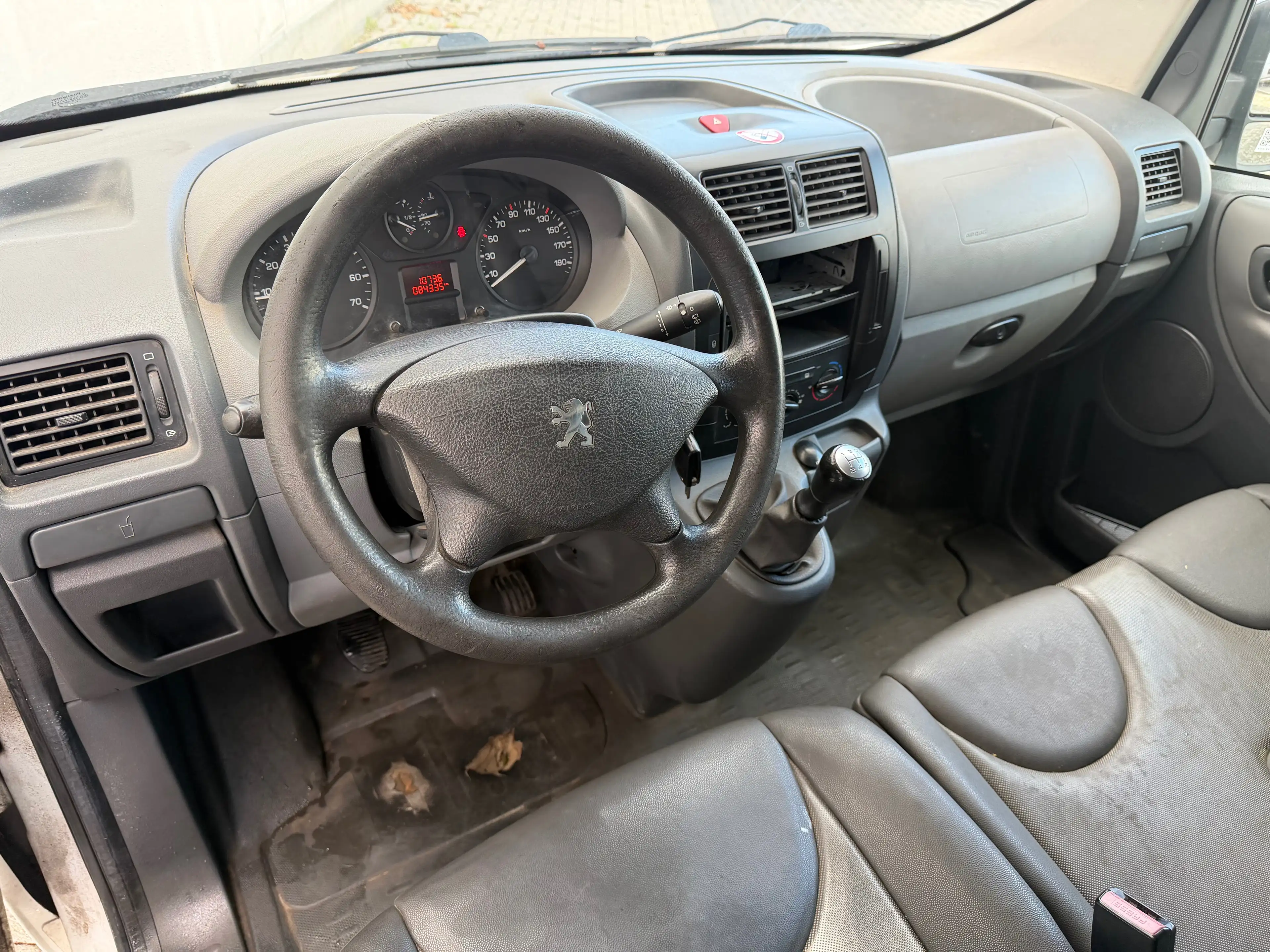 Peugeot Expert 1.6 HDi L2H1 Relax — photo 12