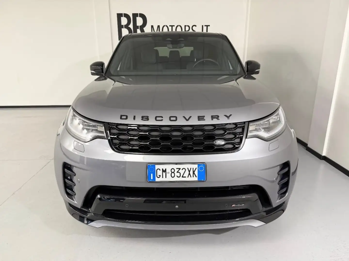 Land Rover Discovery 3.0D I6 300 CV AWD Auto R-Dynamic HSE 7p Grigio - 2
