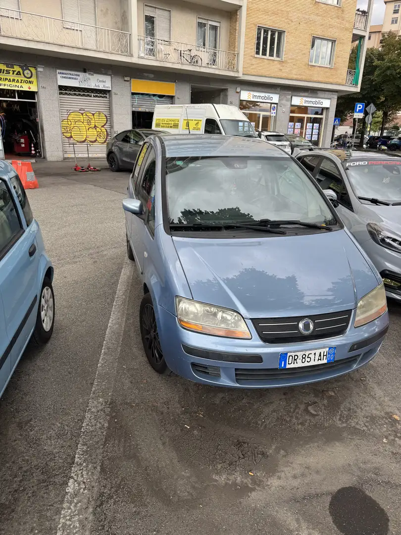 Fiat Idea 1.4 16v Black Motion - 1