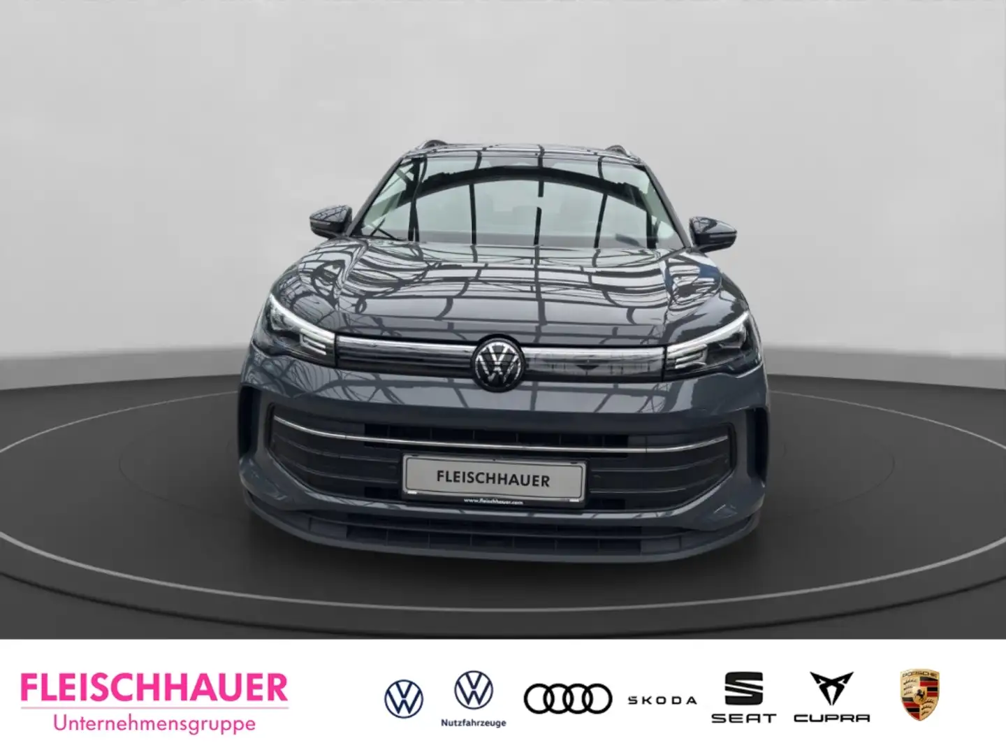 Volkswagen Tiguan 2.0 TDI Life DSG Navi Digitales Cockpit LED ACC Ap Grau - 2
