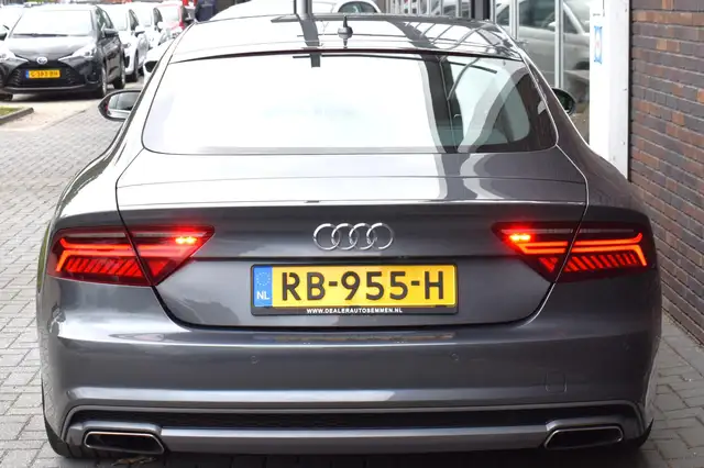 Audi A7 view 14