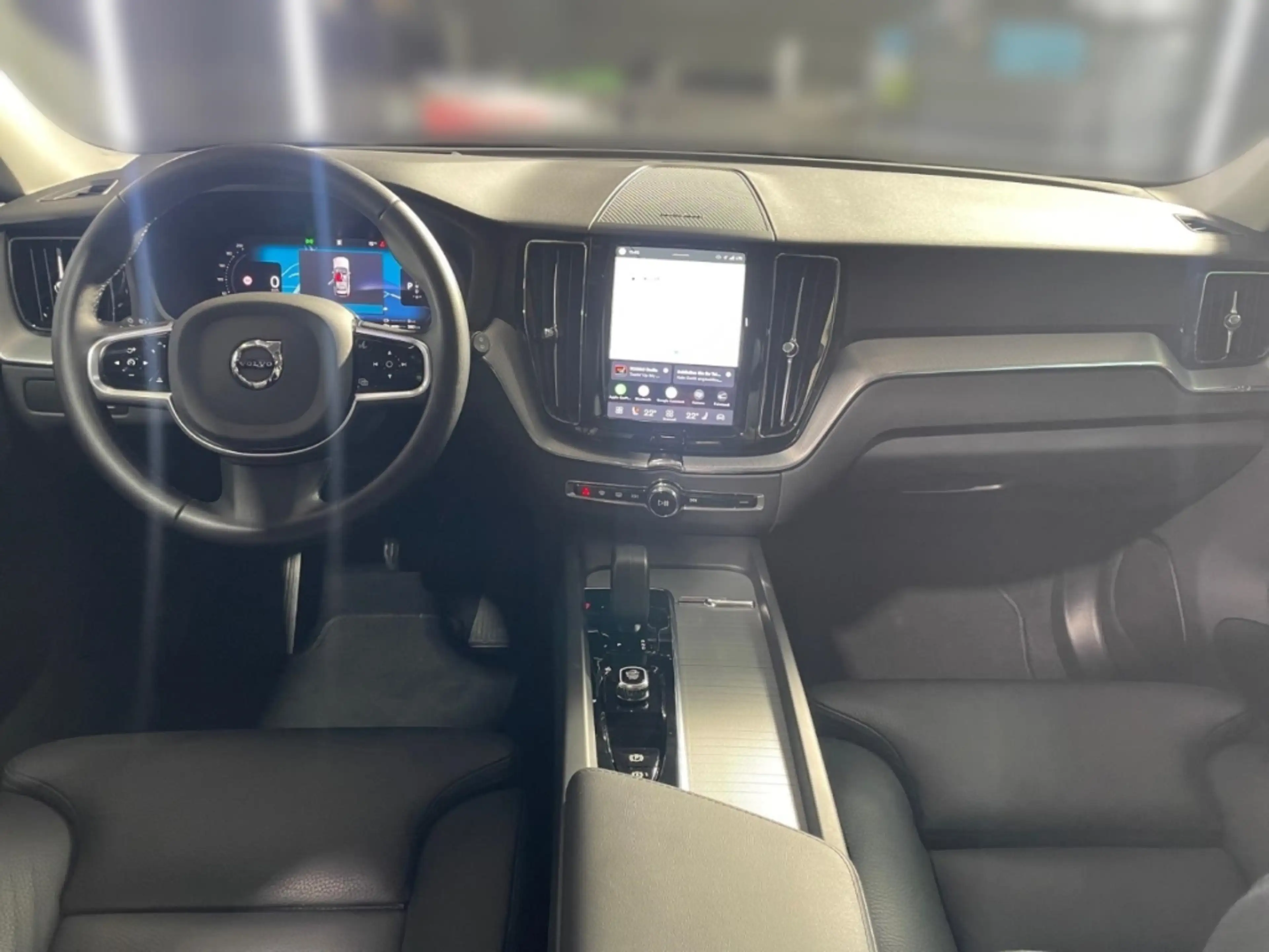 Volvo XC60 T6 AWD Plus Dark Pano 360Grad 21Zoll Head-Up — photo 10