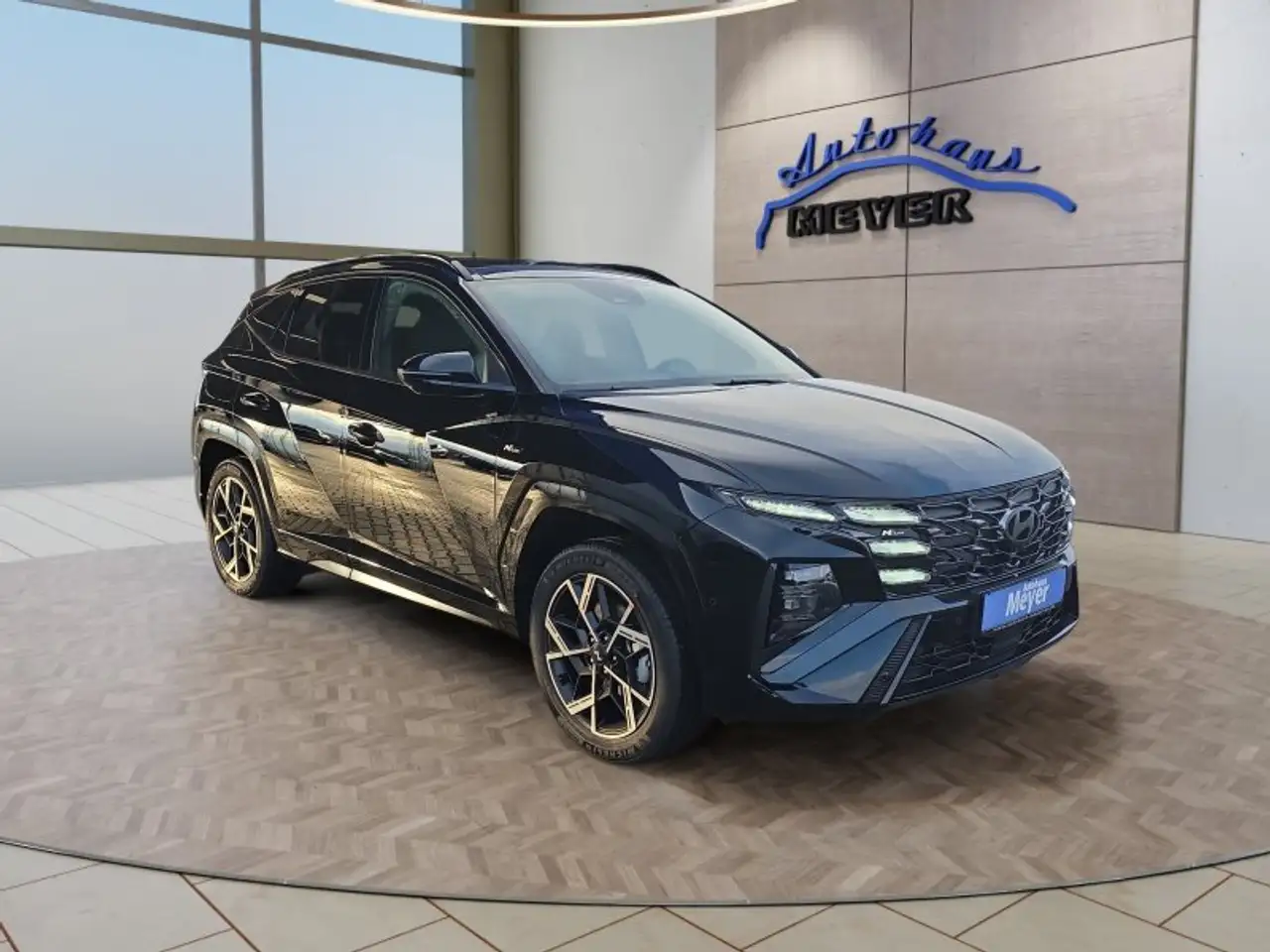 Hyundai TUCSON 1,6T HEV N Line X UPE=54000 Euro! * — миниатюра 1