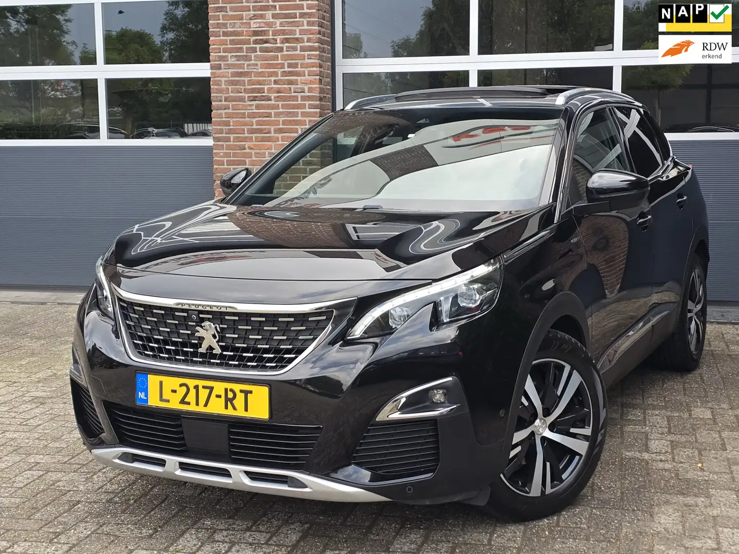 Peugeot 3008 1.2 PureTech Allure GT-Line |Panoramadak |Camera Чорний - 1