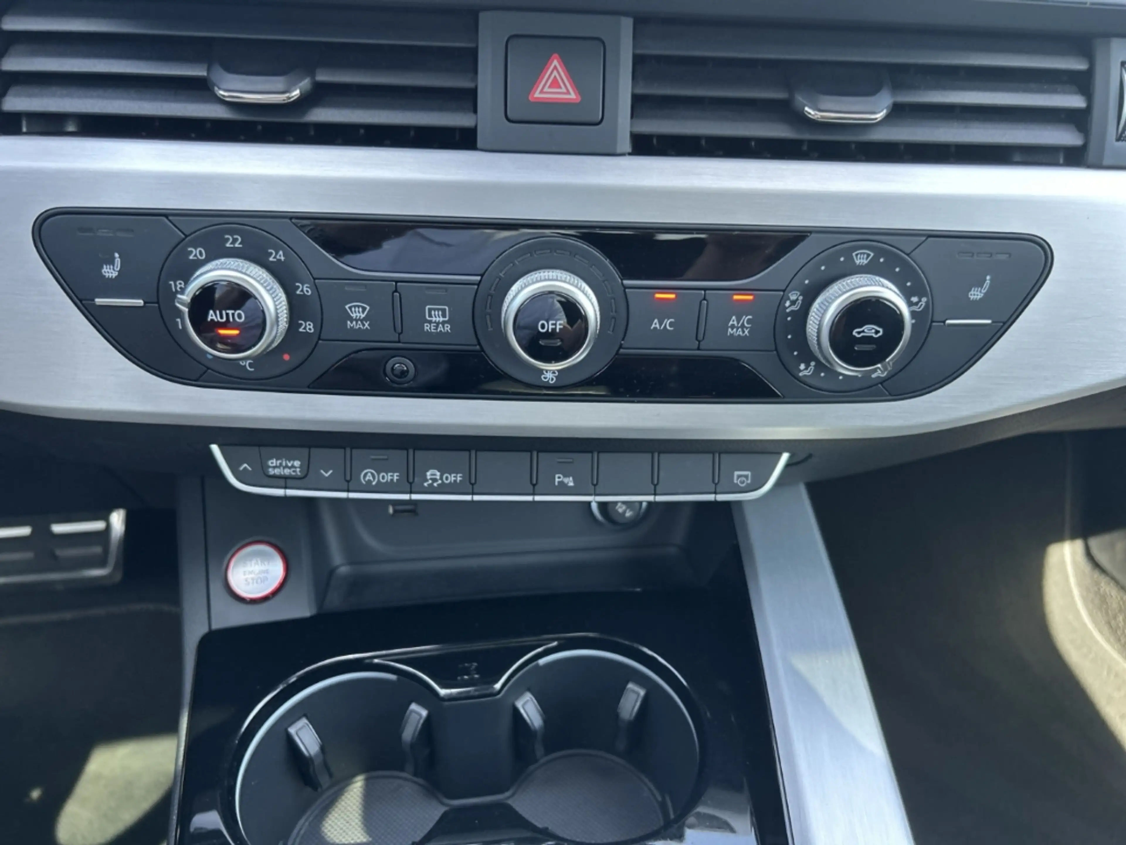 Audi S4 Avant 3.0 TDI Tiptronic quattro AHK-klappbar El. — photo 12