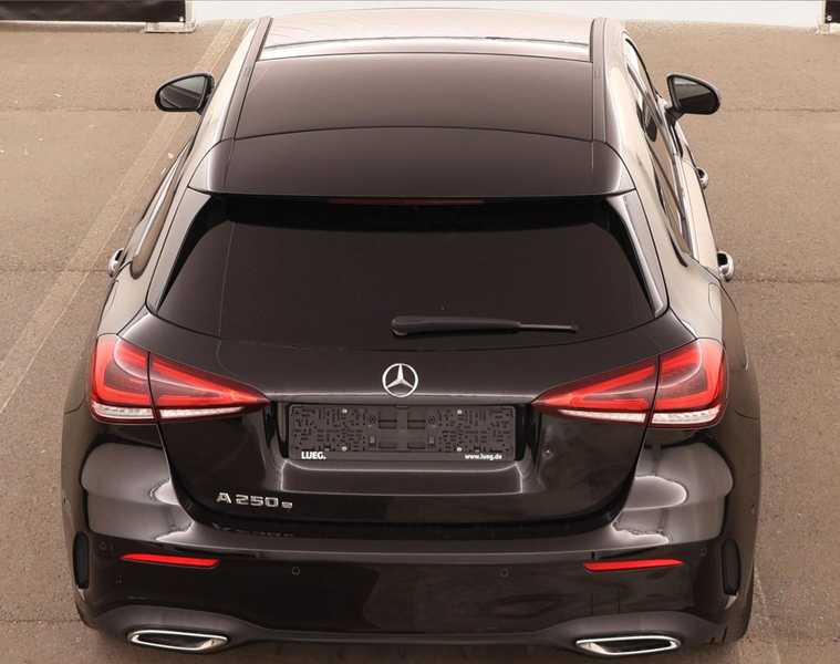 Mercedes-Benz A 250 e — photo 8