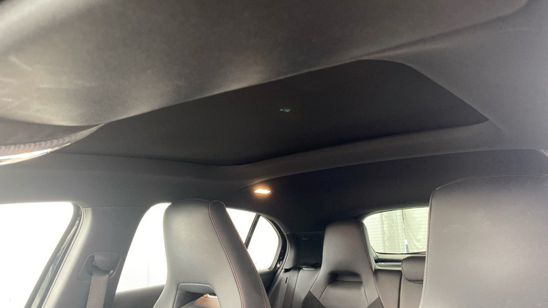 Mercedes-Benz A 250 e — photo 10