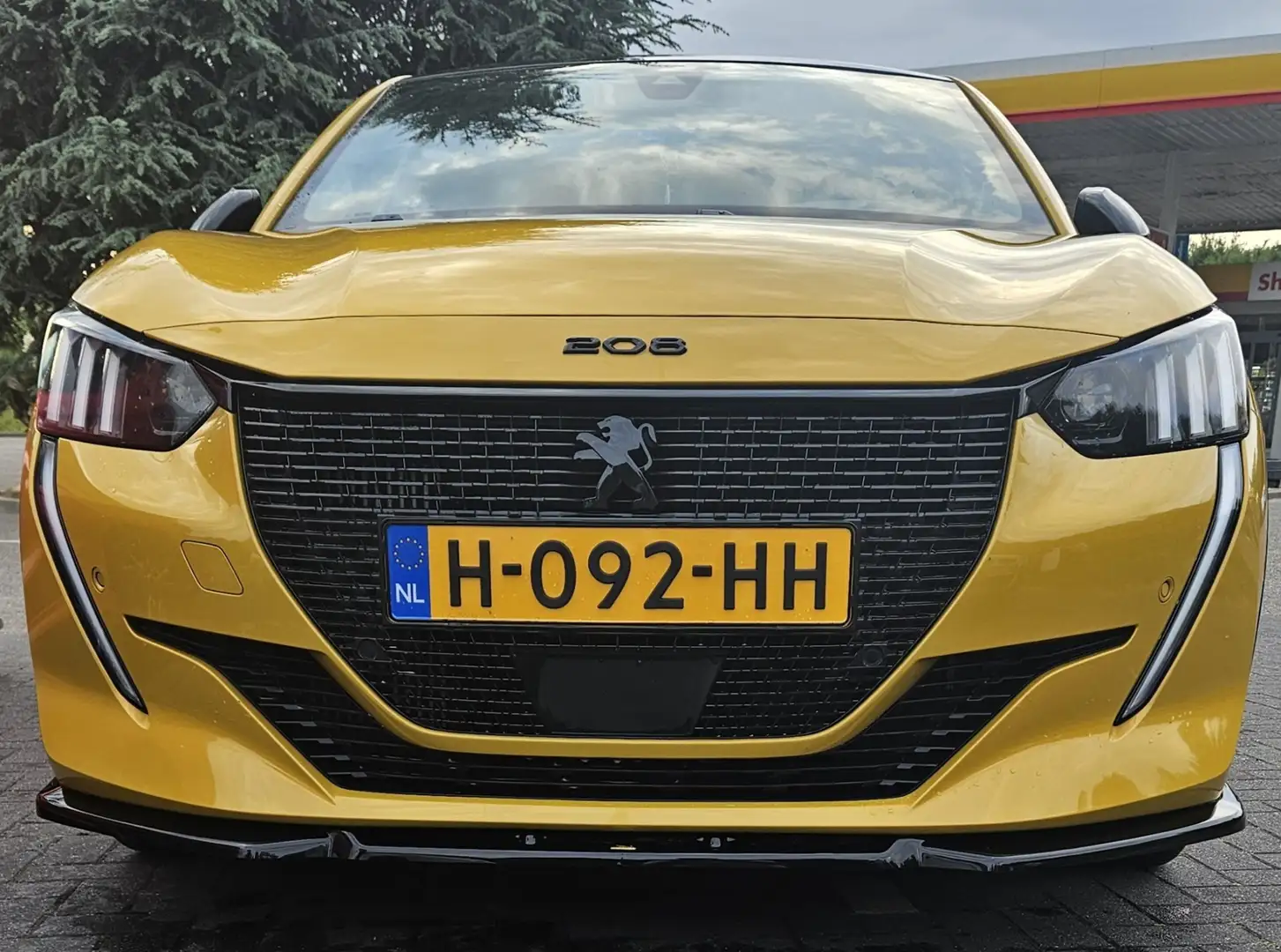 Peugeot 208 1.2 PureTech GT-Line Gold - 1