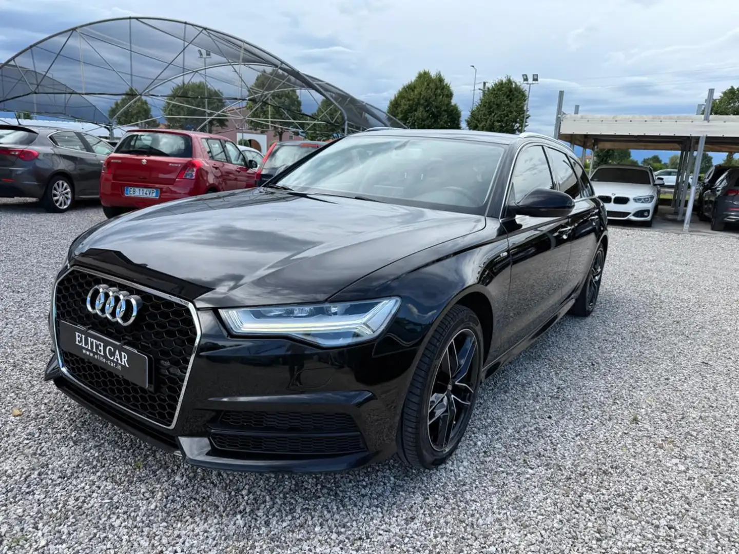 Audi A6 Avant 2.0 TDI 190 CV ultra S tronic S-line Zwart - 1