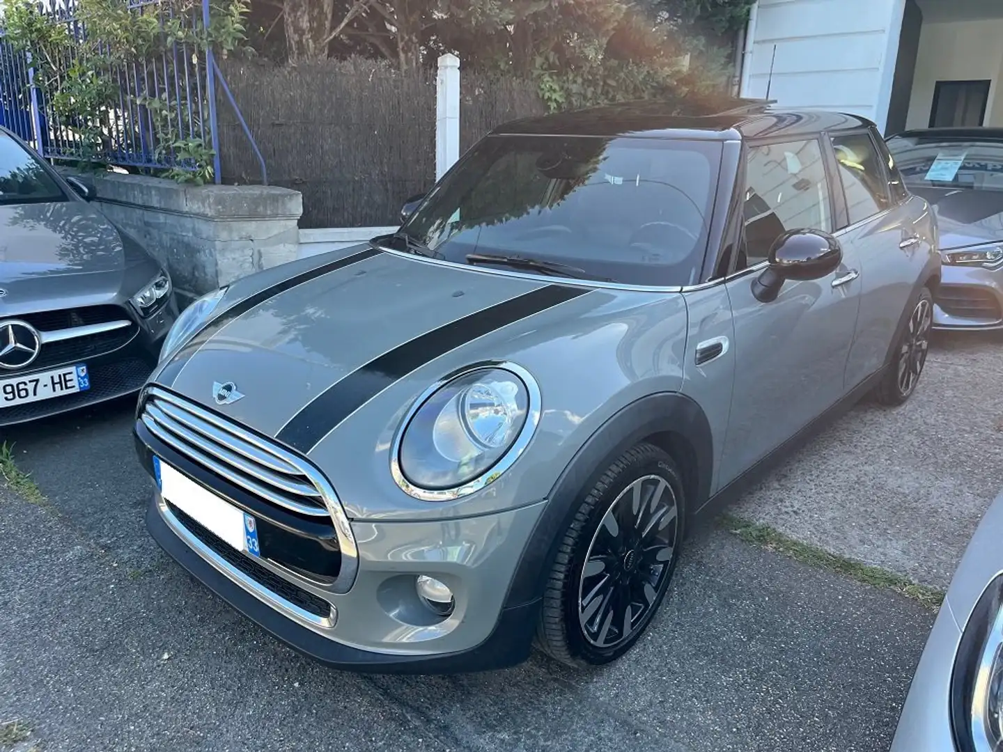 MINI Cooper D Hatch 5 Portes Cooper D 116 ch Pack Chili - 1