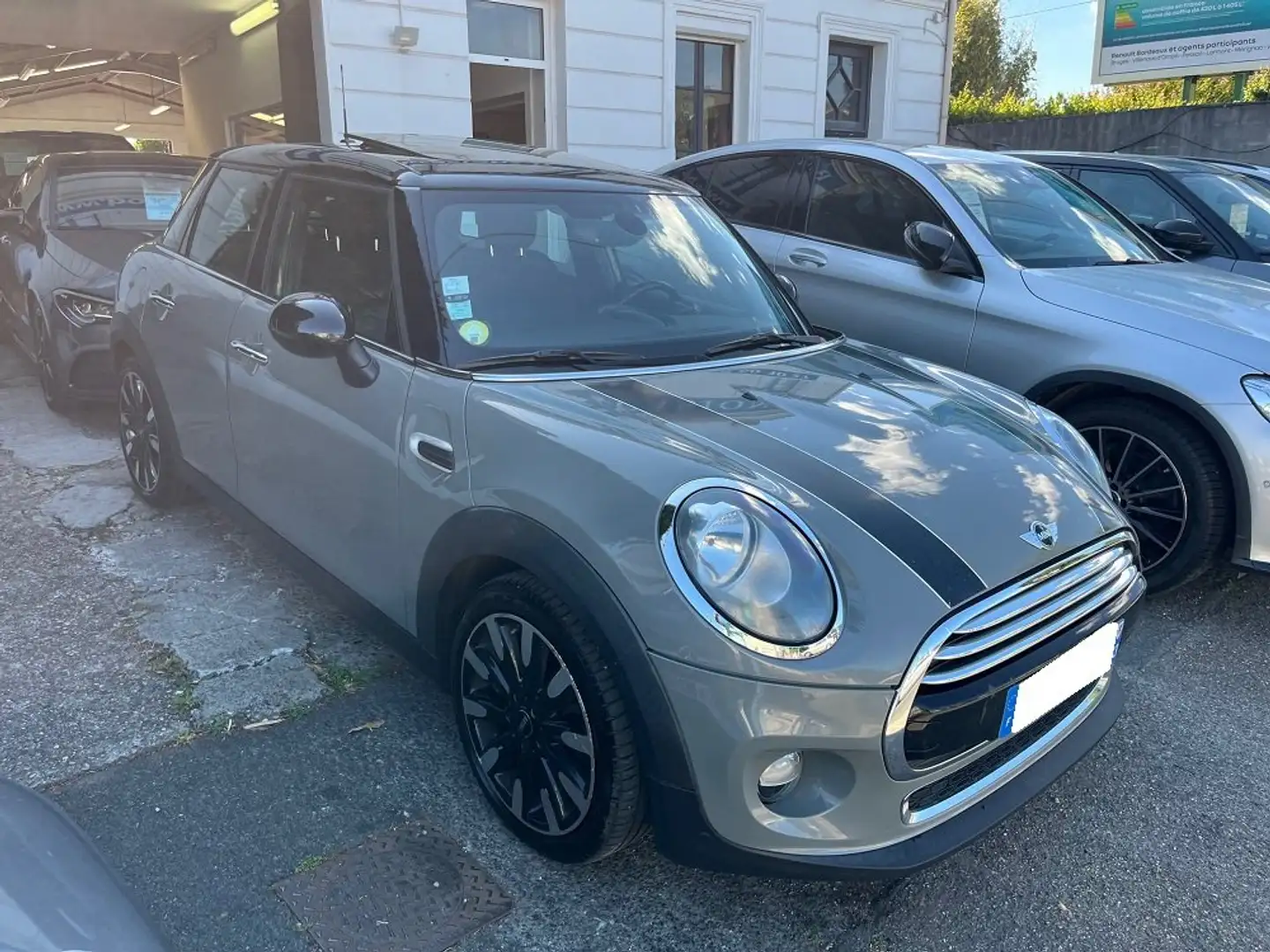 MINI Cooper D Hatch 5 Portes Cooper D 116 ch Pack Chili - 2