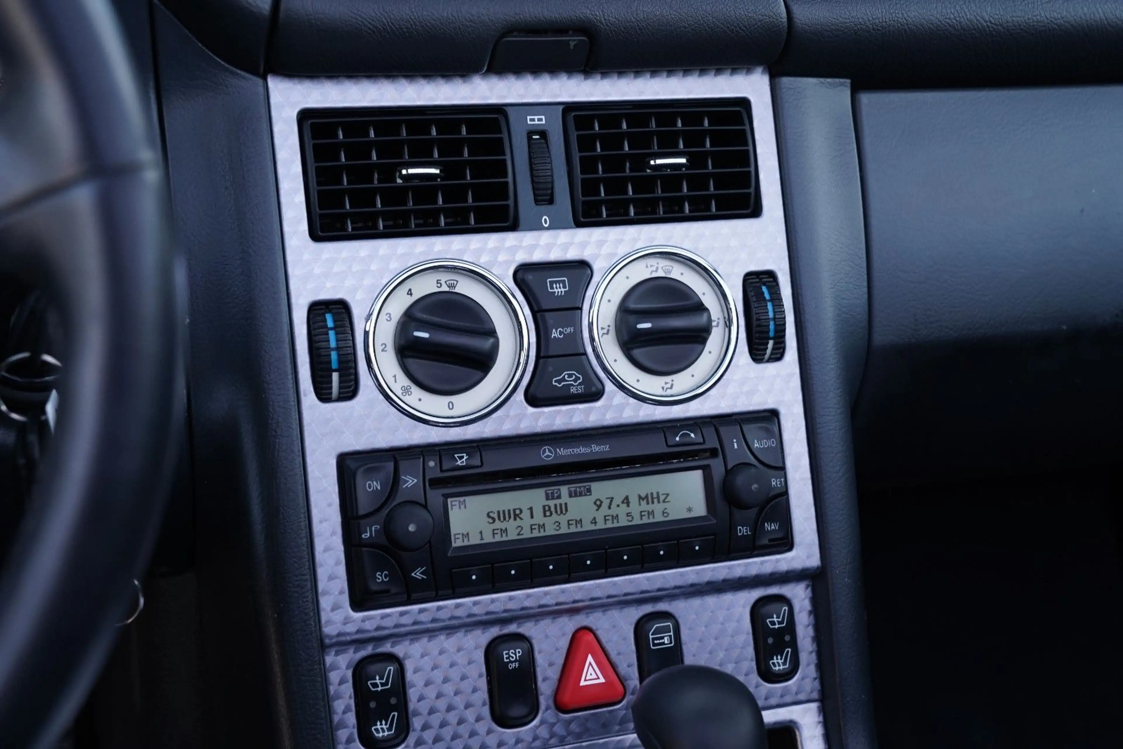 Mercedes-Benz SLK 200 KOMPRESSOR AMG Automatik-Leder-SitzHZG — photo 14