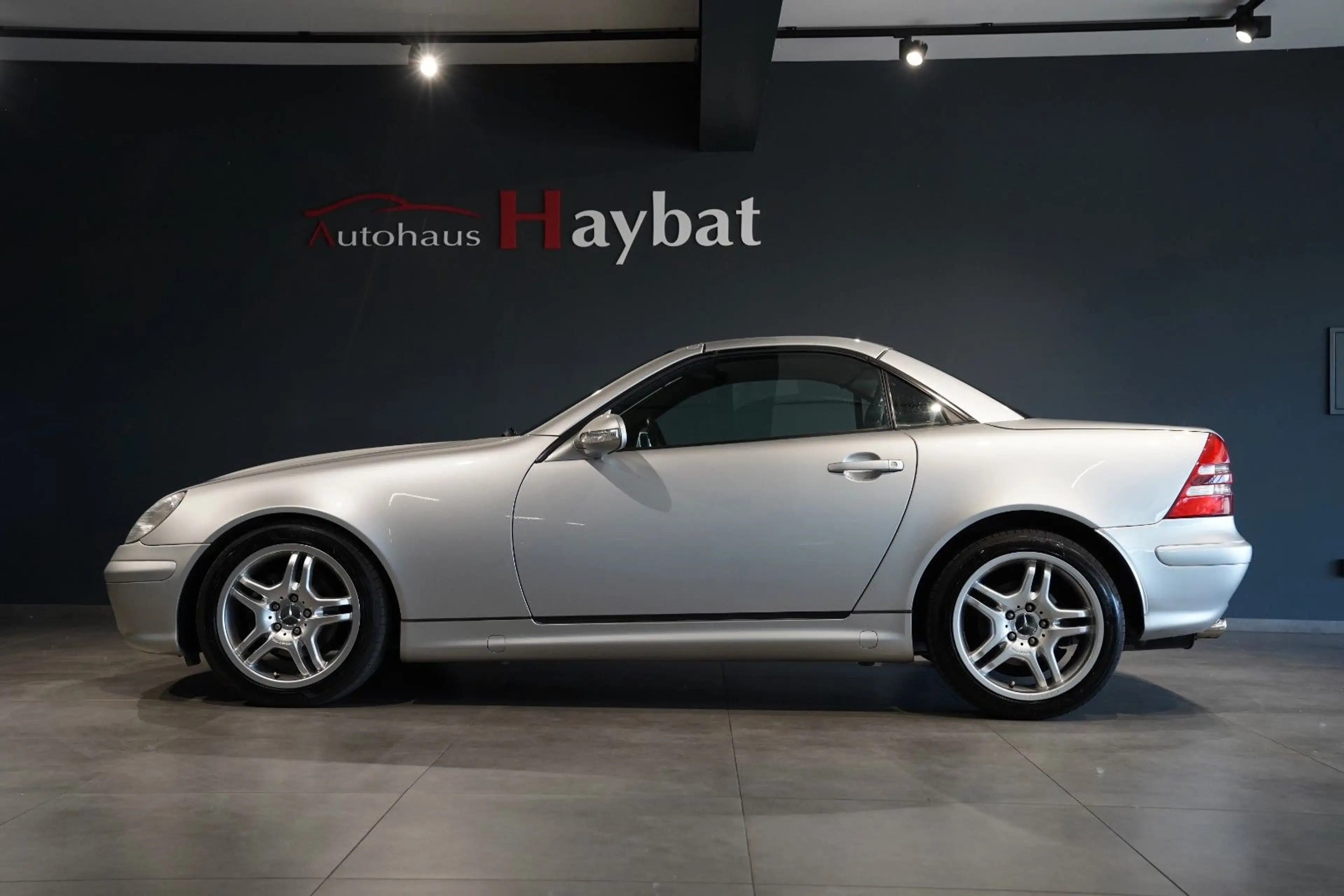 Mercedes-Benz SLK 200 KOMPRESSOR AMG Automatik-Leder-SitzHZG — photo 5