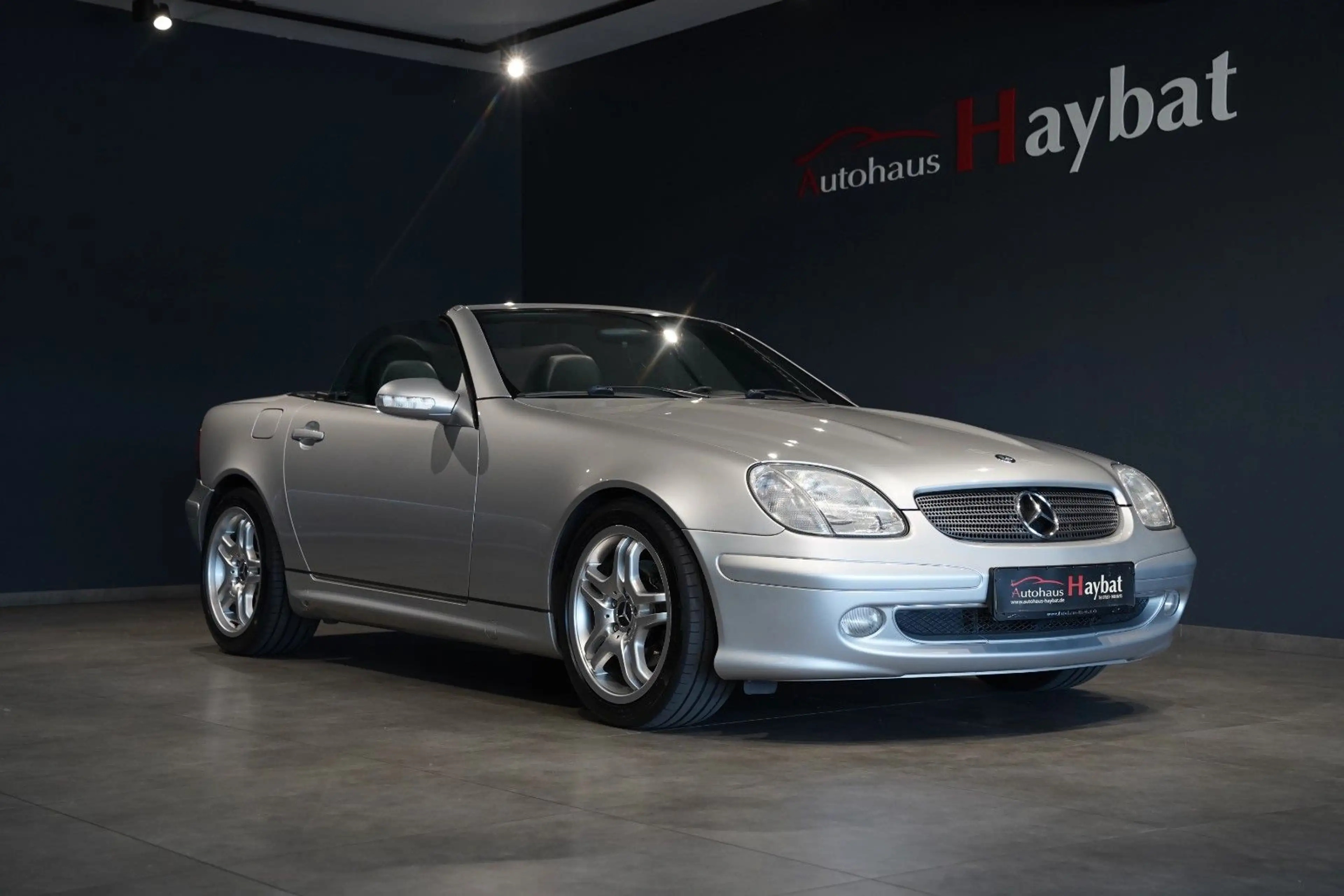 Mercedes-Benz SLK 200 KOMPRESSOR AMG Automatik-Leder-SitzHZG
