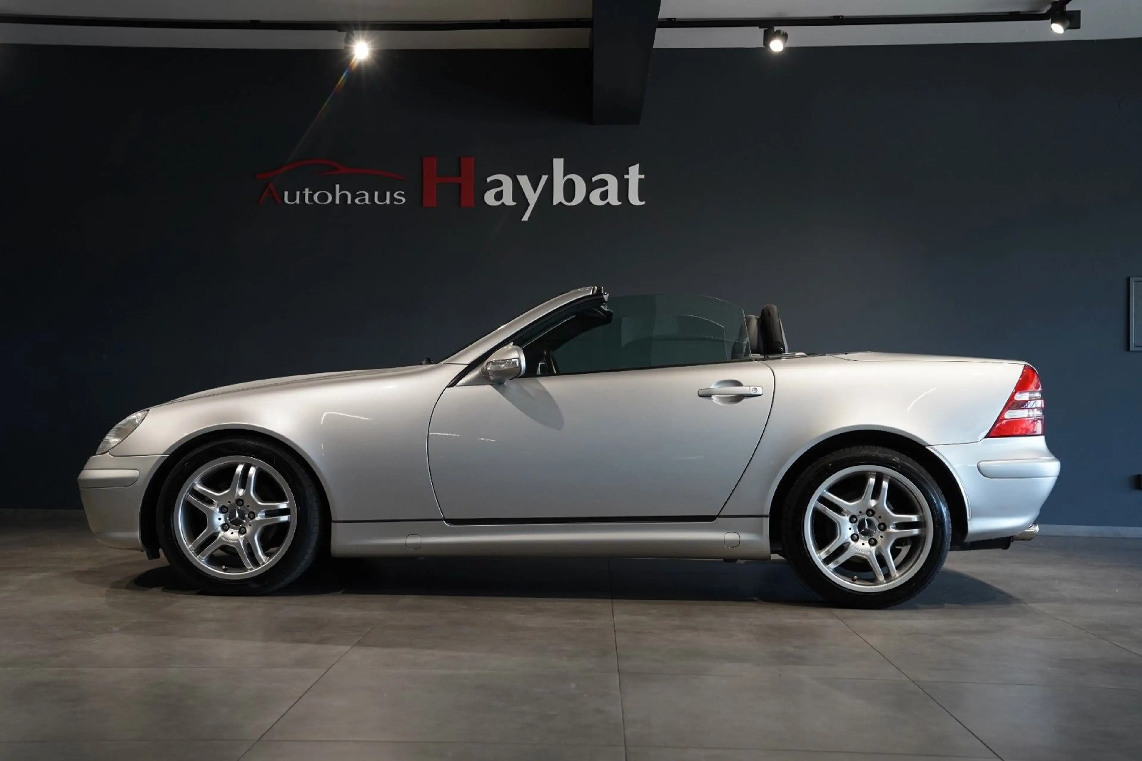 Mercedes-Benz SLK 200 KOMPRESSOR AMG Automatik-Leder-SitzHZG — photo 3