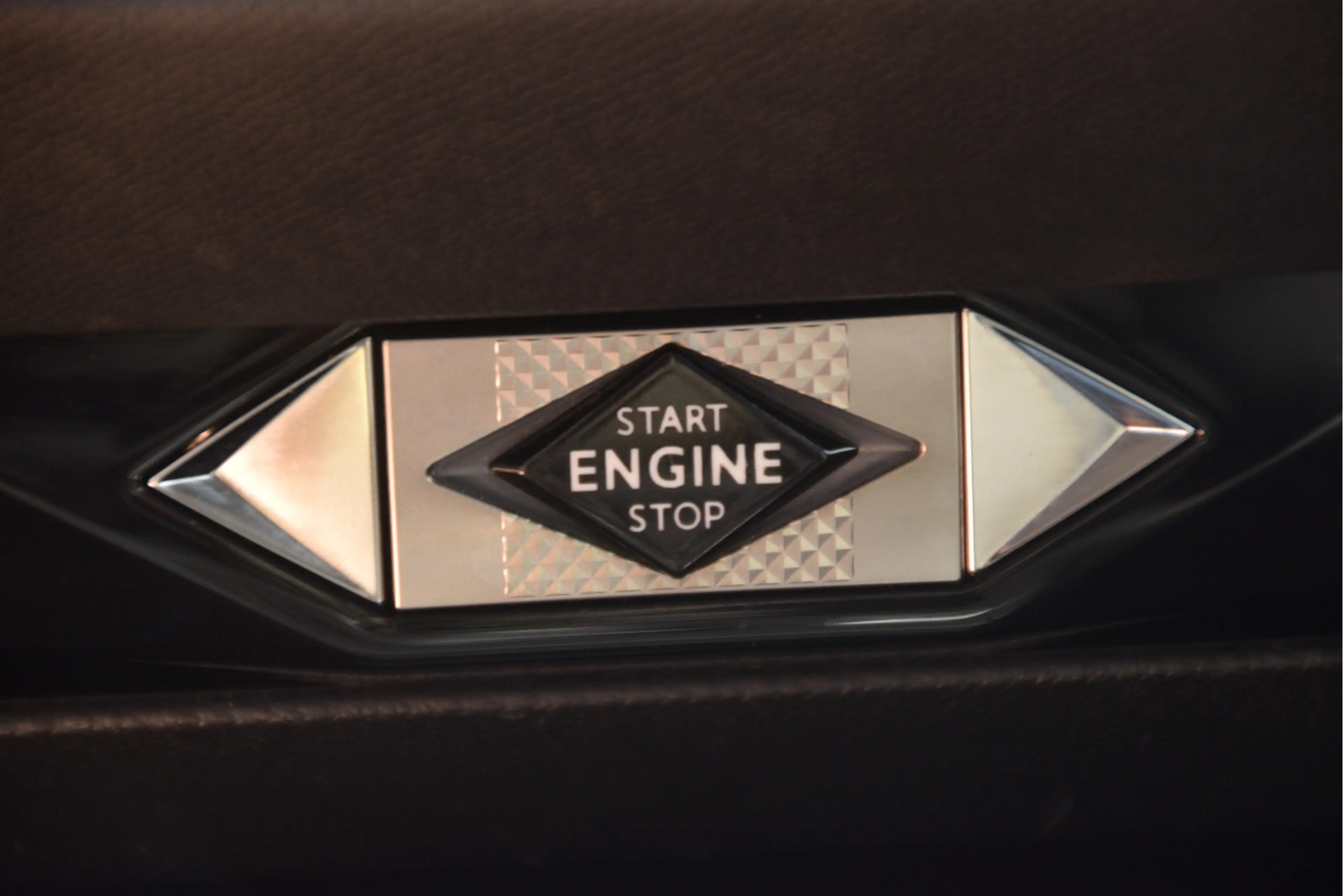 DS Automobiles DS 4 1.2 PureTech Bastille Carplay | DAB | LMV | Keyles — photo 25