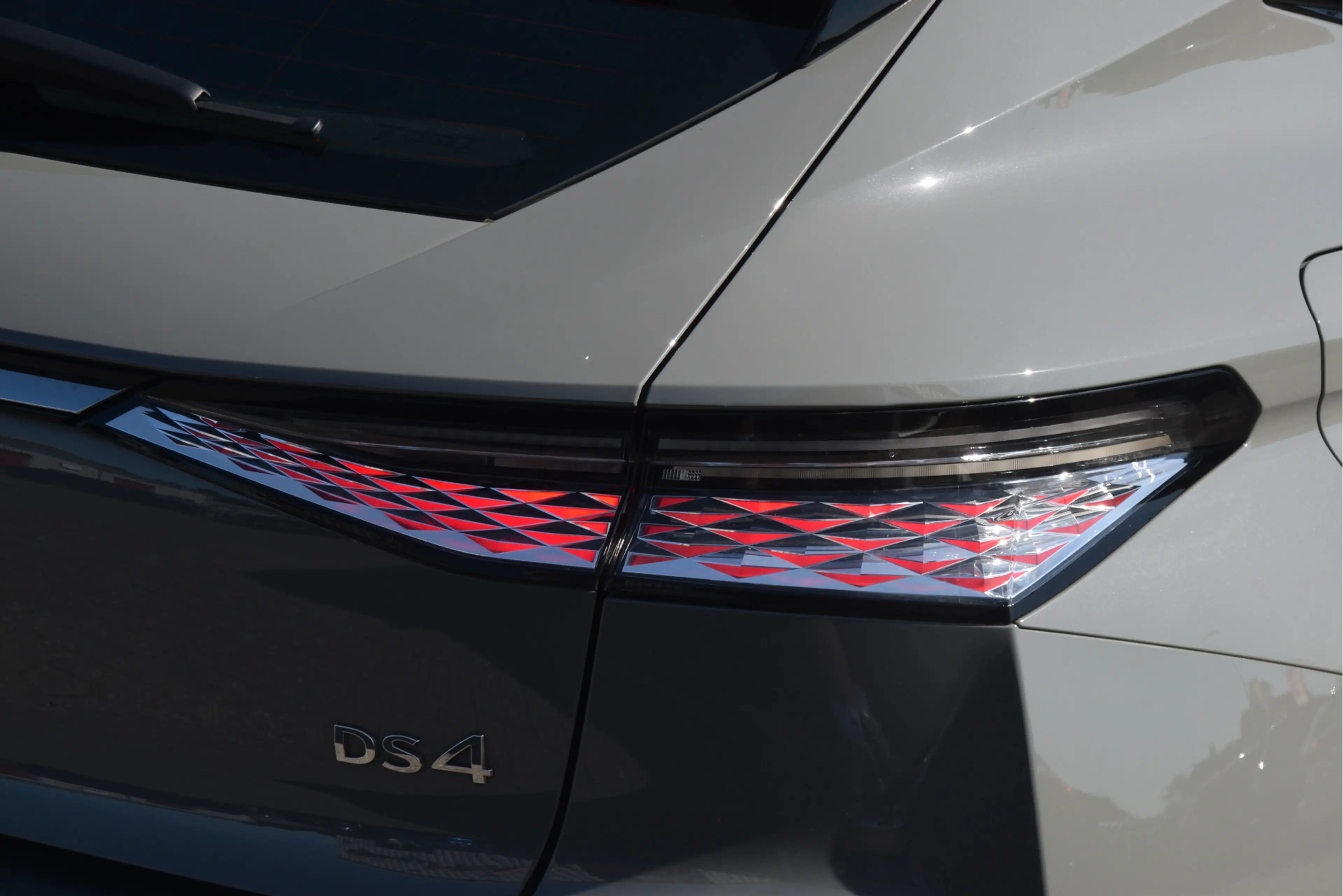 DS Automobiles DS 4 1.2 PureTech Bastille Carplay | DAB | LMV | Keyles — photo 44