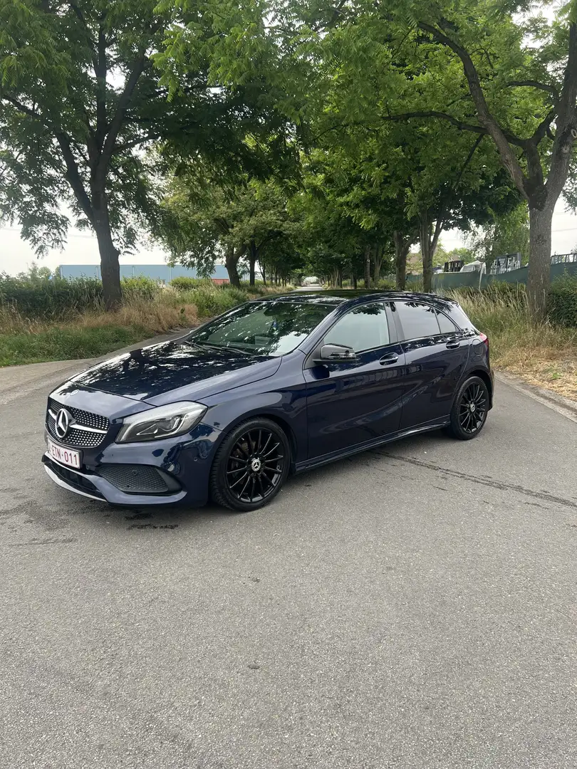Mercedes-Benz A 180 d AMG Line *Pano - 1