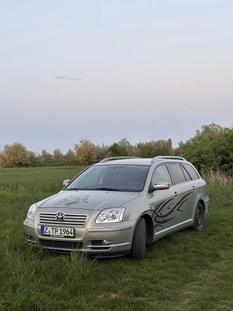 Toyota Avensis 1.8 VVT-i Combi - 1