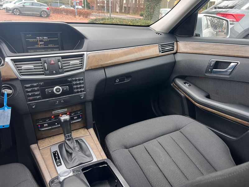 Mercedes-Benz E 200 Limousine CDI BlueEfficiency — photo 14