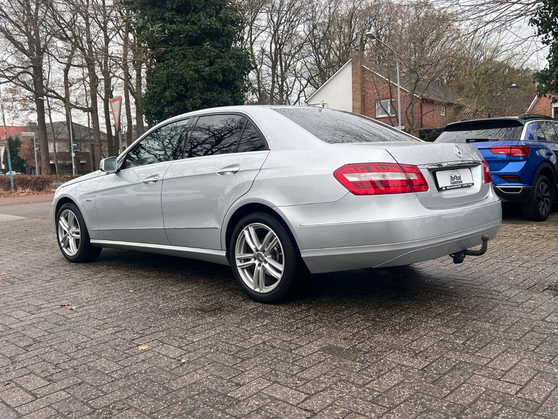 Mercedes-Benz E 200 Limousine CDI BlueEfficiency — photo 6