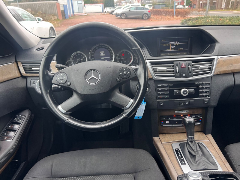 Mercedes-Benz E 200 Limousine CDI BlueEfficiency — photo 12
