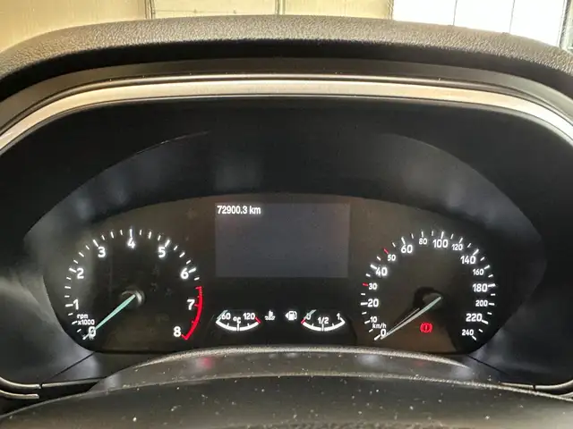 Ford Focus view 13