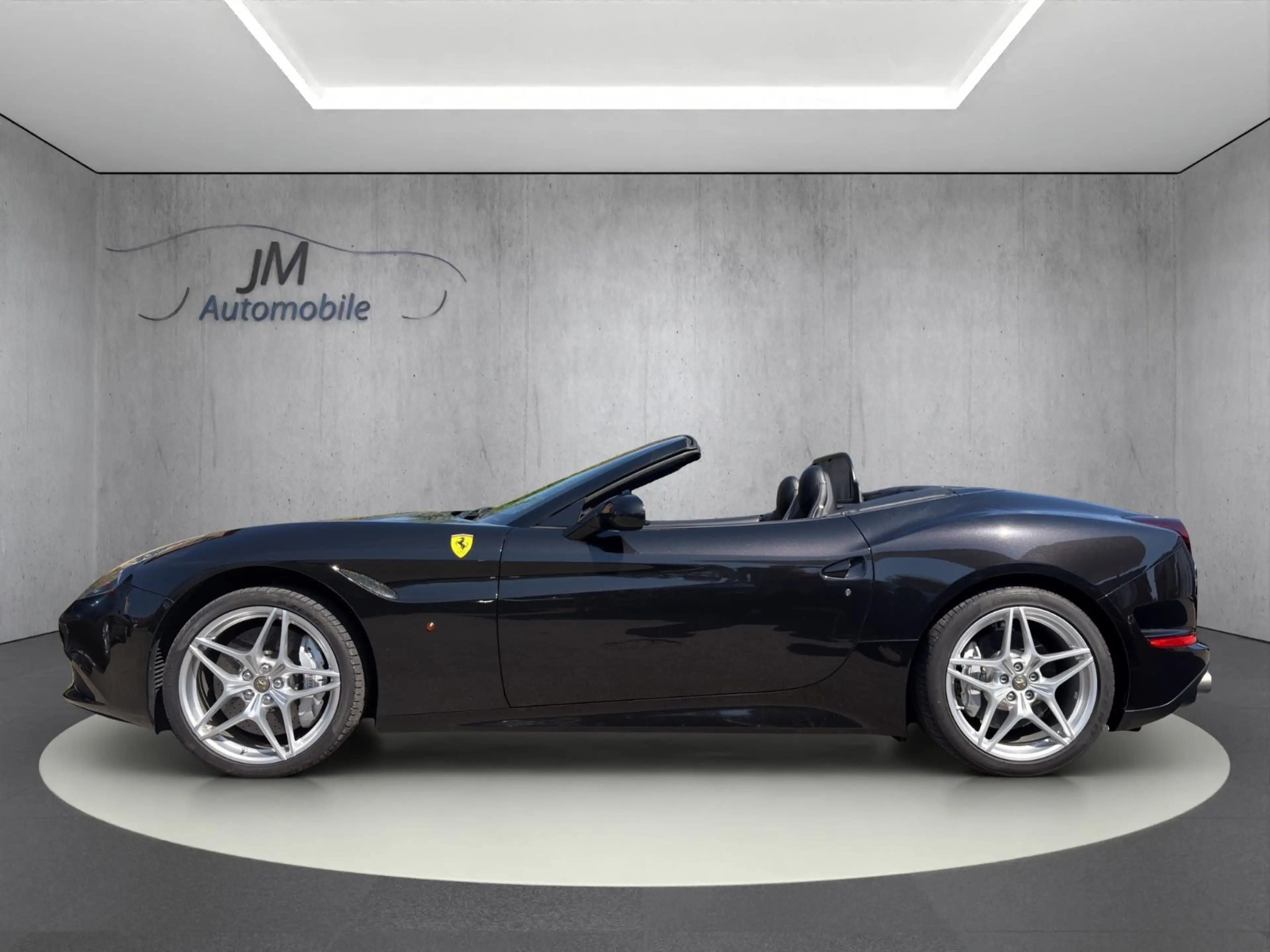 Ferrari California T Deutsch U-frei Service Neu — photo 6