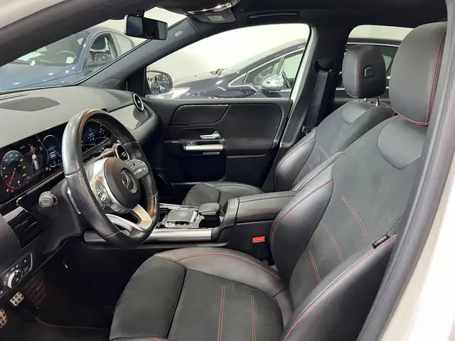 Mercedes-Benz B-Class view 11