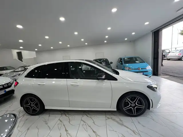 Mercedes-Benz B-Class view 7