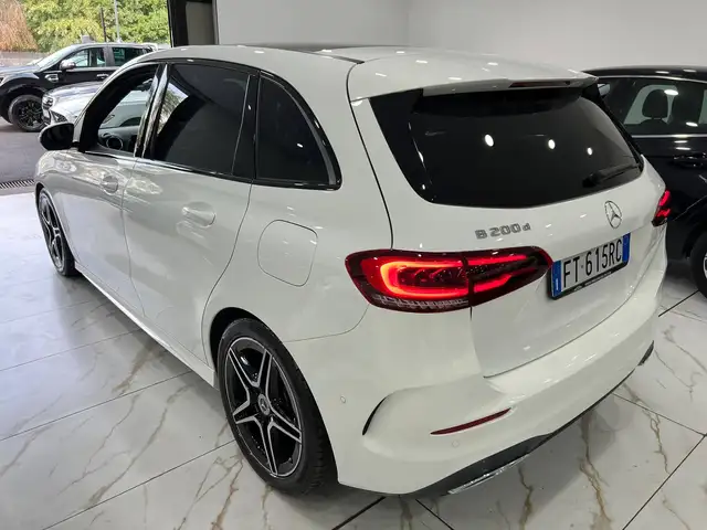 Mercedes-Benz B-Class view 4
