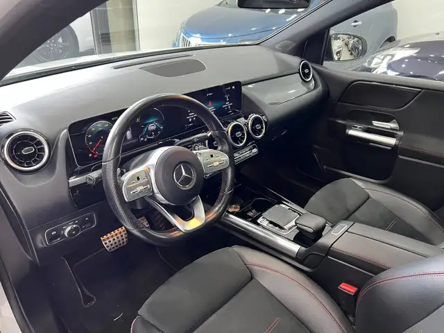 Mercedes-Benz B-Class view 10